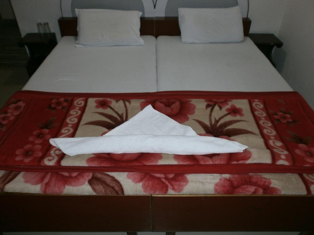 אגרה Hotel Safari מראה חיצוני תמונה