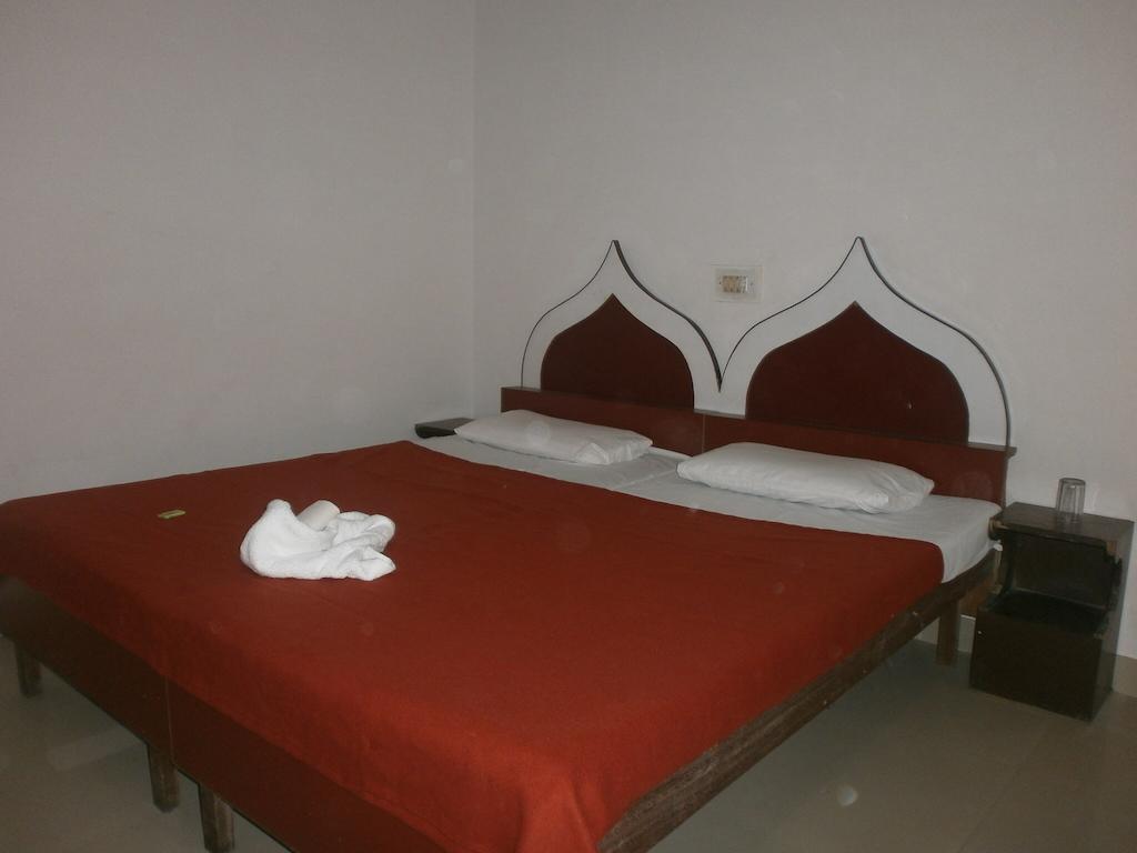 אגרה Hotel Safari חדר תמונה