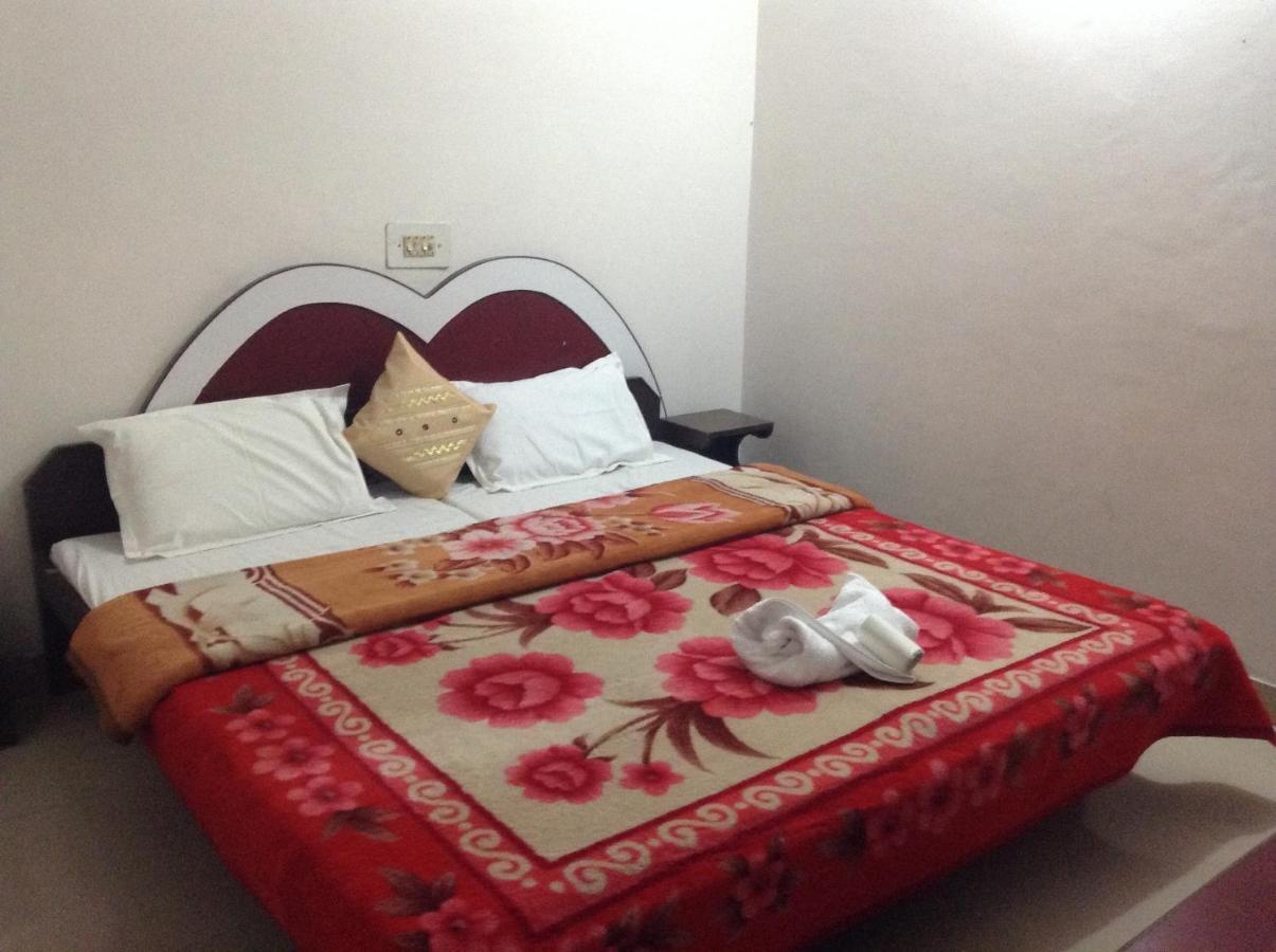 אגרה Hotel Safari מראה חיצוני תמונה
